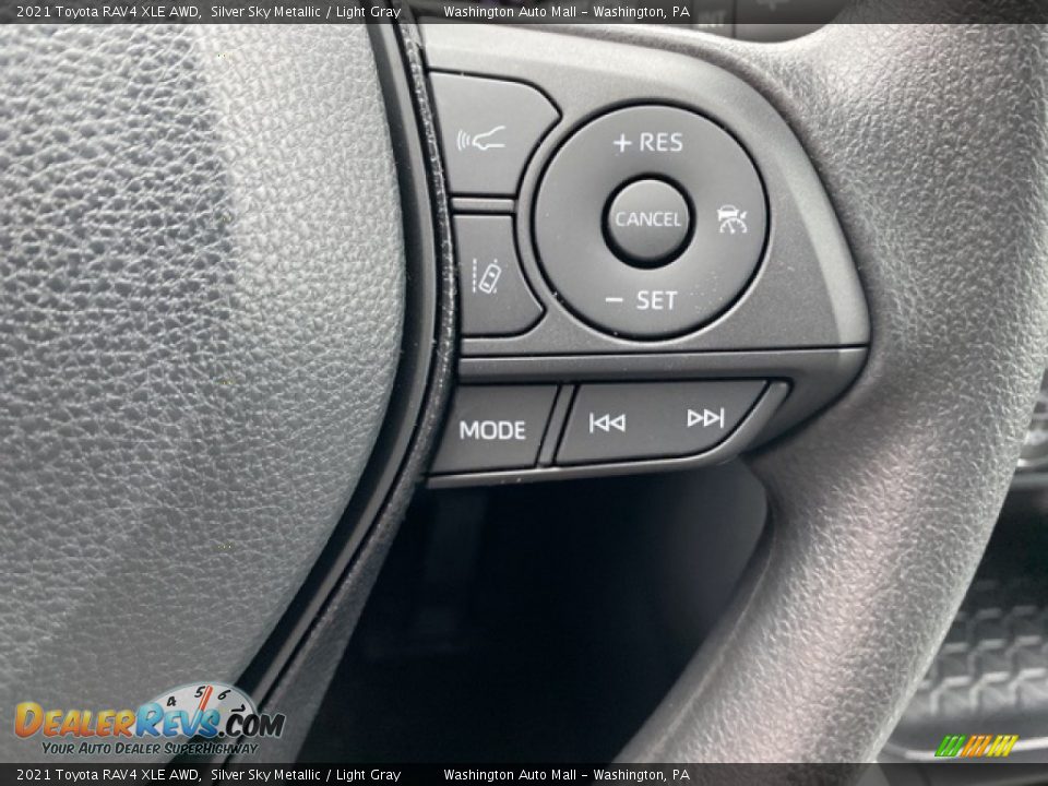 2021 Toyota RAV4 XLE AWD Silver Sky Metallic / Light Gray Photo #7