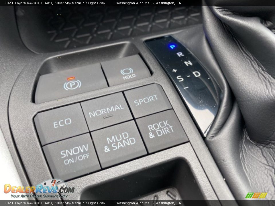 2021 Toyota RAV4 XLE AWD Silver Sky Metallic / Light Gray Photo #18