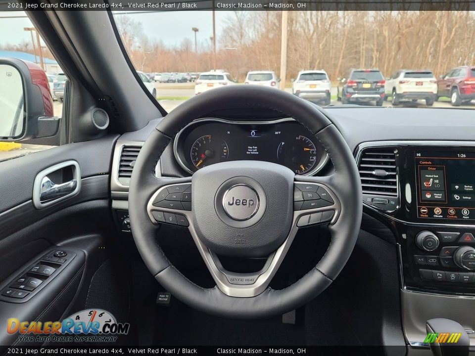 2021 Jeep Grand Cherokee Laredo 4x4 Steering Wheel Photo #5