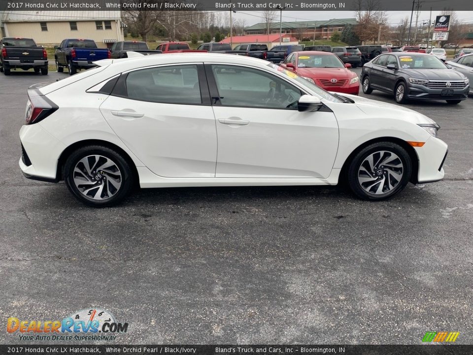 2017 Honda Civic LX Hatchback White Orchid Pearl / Black/Ivory Photo #5