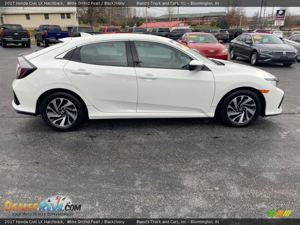 2017 Honda Civic LX Hatchback White Orchid Pearl / Black/Ivory Photo #5