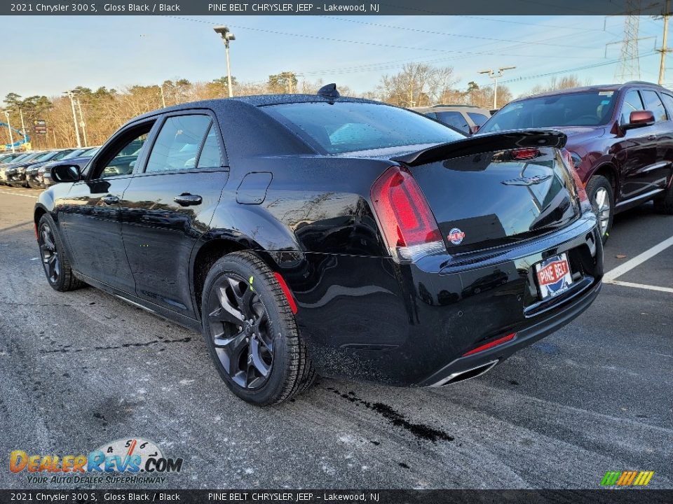 2021 Chrysler 300 S Gloss Black / Black Photo #6