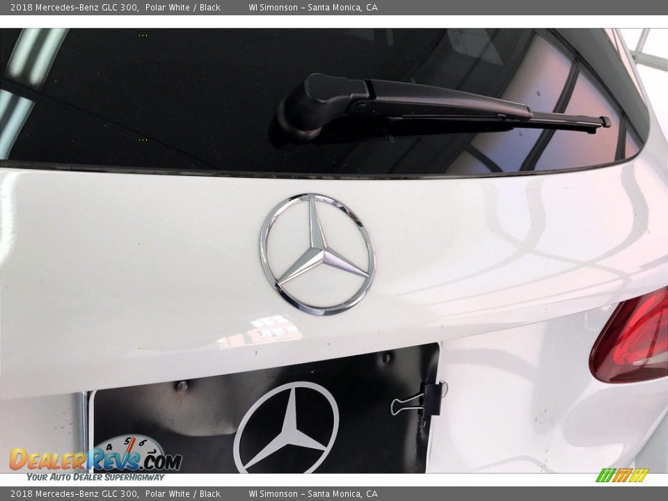 2018 Mercedes-Benz GLC 300 Polar White / Black Photo #7