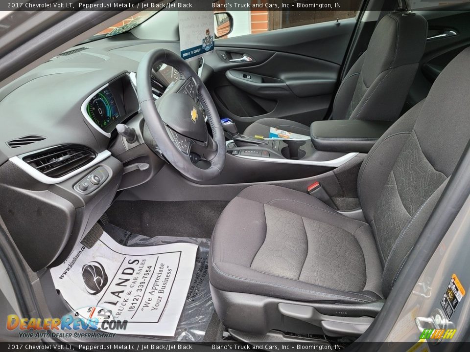 Front Seat of 2017 Chevrolet Volt LT Photo #6