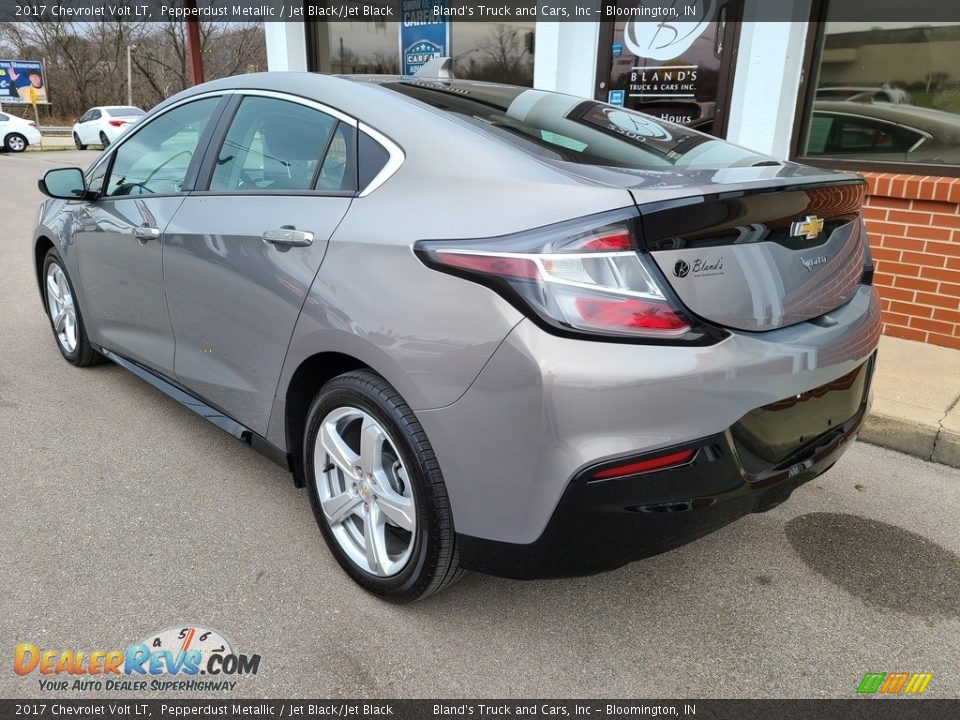 2017 Chevrolet Volt LT Pepperdust Metallic / Jet Black/Jet Black Photo #27