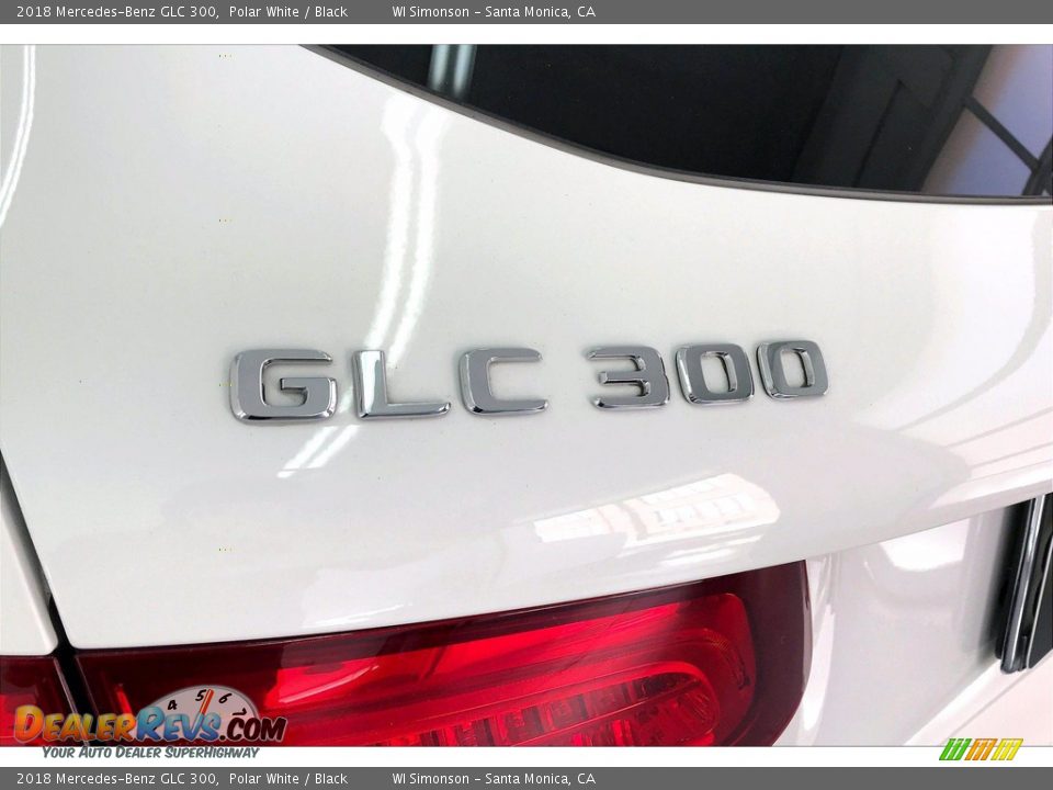 2018 Mercedes-Benz GLC 300 Polar White / Black Photo #31