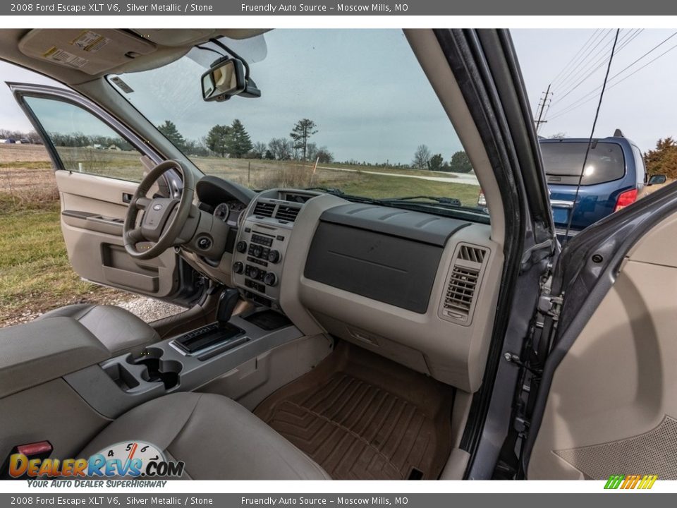 2008 Ford Escape XLT V6 Silver Metallic / Stone Photo #27