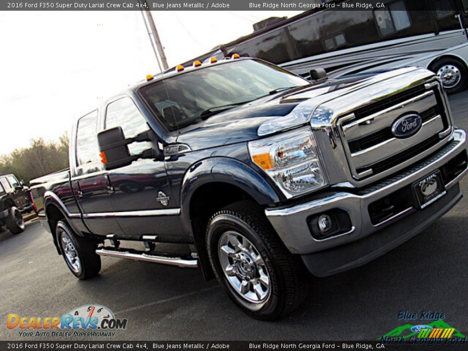 2016 Ford F350 Super Duty Lariat Crew Cab 4x4 Blue Jeans Metallic / Adobe Photo #28