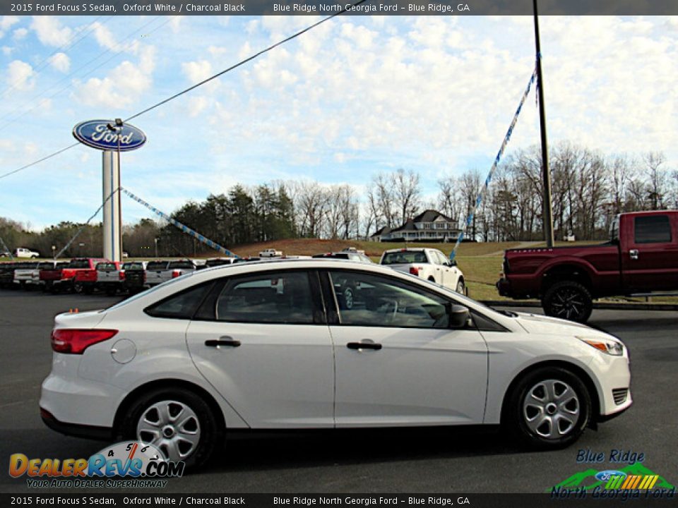 2015 Ford Focus S Sedan Oxford White / Charcoal Black Photo #6