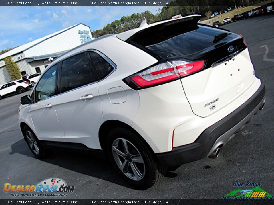 2019 Ford Edge SEL White Platinum / Dune Photo #29