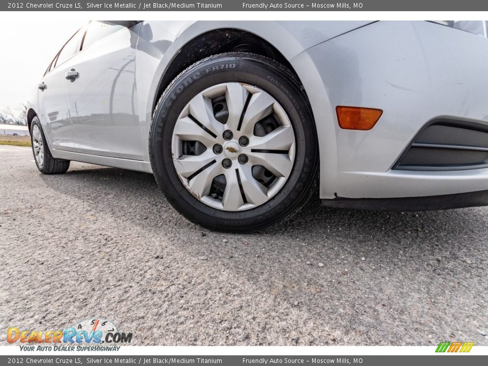 2012 Chevrolet Cruze LS Silver Ice Metallic / Jet Black/Medium Titanium Photo #2