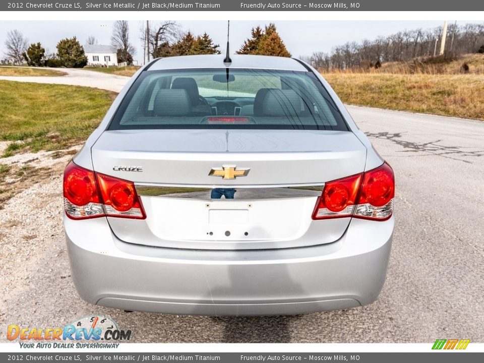 2012 Chevrolet Cruze LS Silver Ice Metallic / Jet Black/Medium Titanium Photo #5