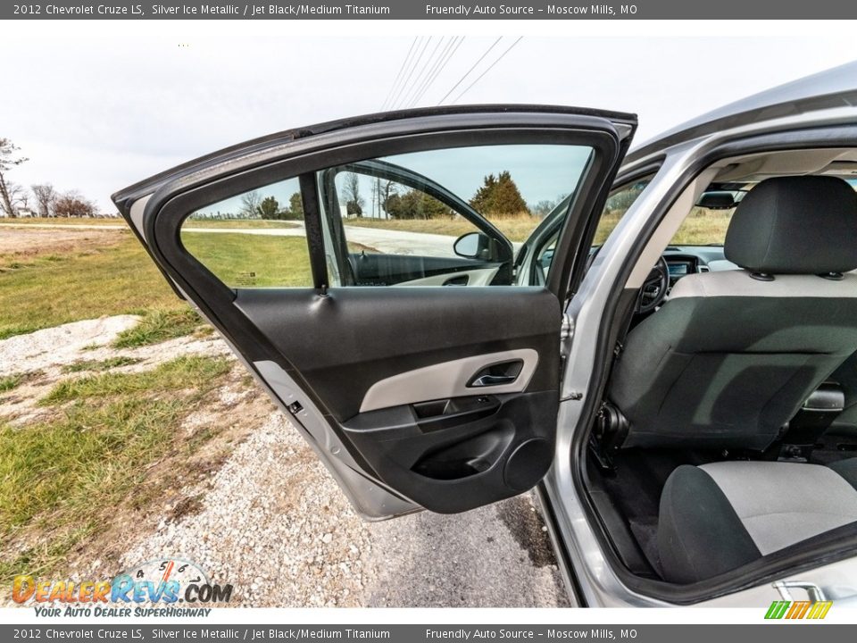 2012 Chevrolet Cruze LS Silver Ice Metallic / Jet Black/Medium Titanium Photo #21