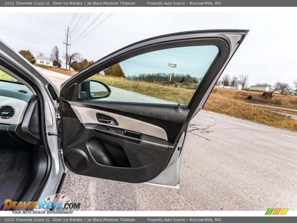 2012 Chevrolet Cruze LS Silver Ice Metallic / Jet Black/Medium Titanium Photo #26