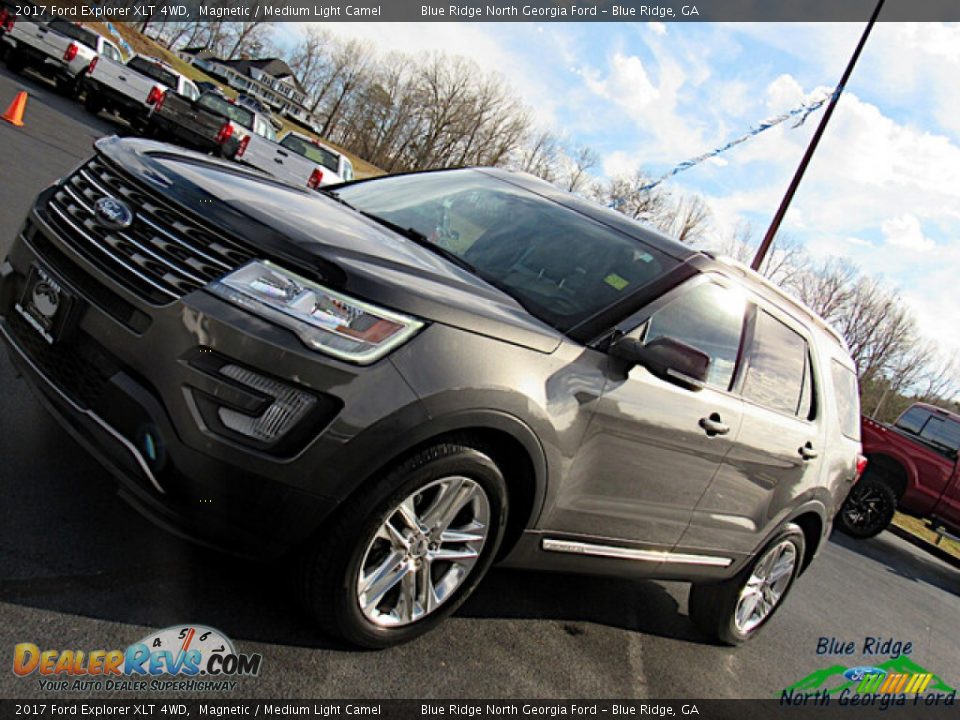 2017 Ford Explorer XLT 4WD Magnetic / Medium Light Camel Photo #27