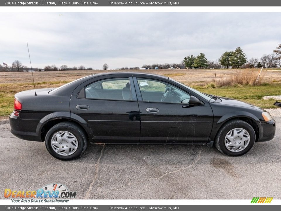 2004 Dodge Stratus SE Sedan Black / Dark Slate Gray Photo #3