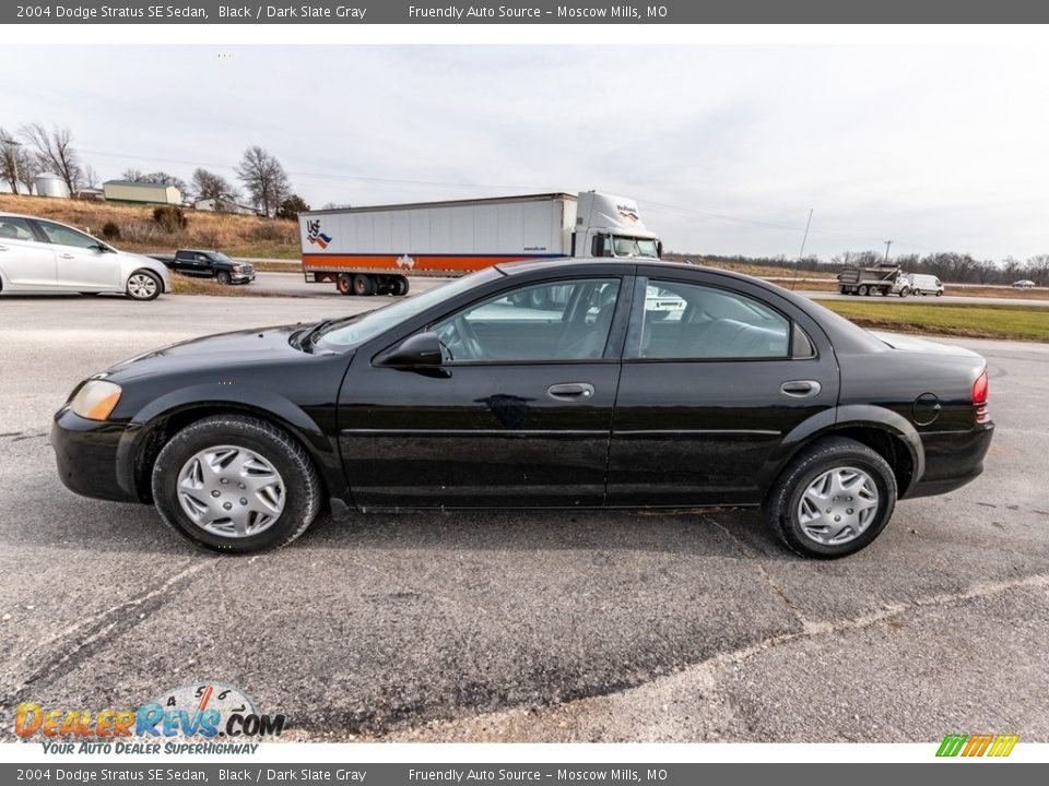 2004 Dodge Stratus SE Sedan Black / Dark Slate Gray Photo #7