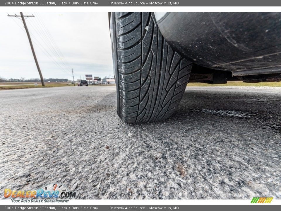 2004 Dodge Stratus SE Sedan Black / Dark Slate Gray Photo #11