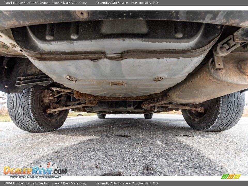 2004 Dodge Stratus SE Sedan Black / Dark Slate Gray Photo #13