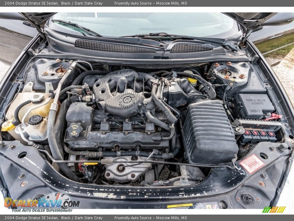 2004 Dodge Stratus SE Sedan Black / Dark Slate Gray Photo #16