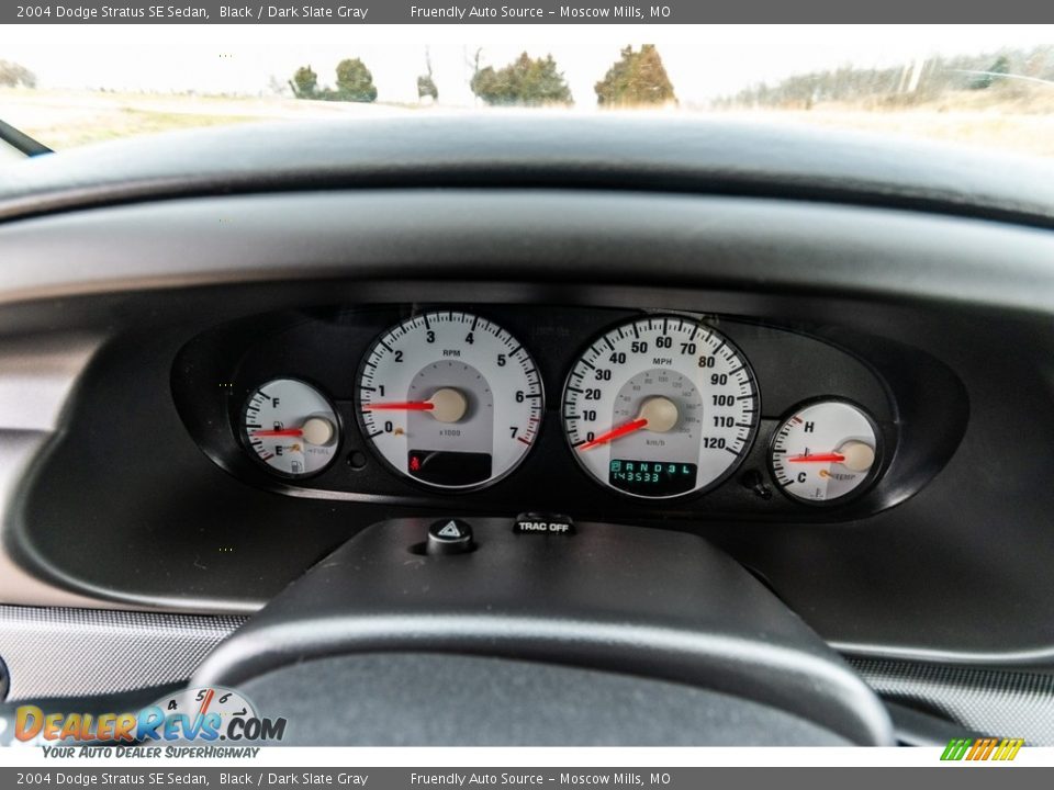 2004 Dodge Stratus SE Sedan Black / Dark Slate Gray Photo #35