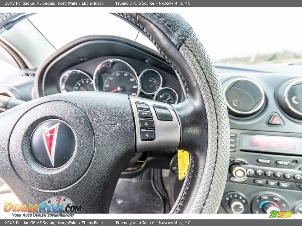 2008 Pontiac G6 V6 Sedan Ivory White / Ebony Black Photo #34