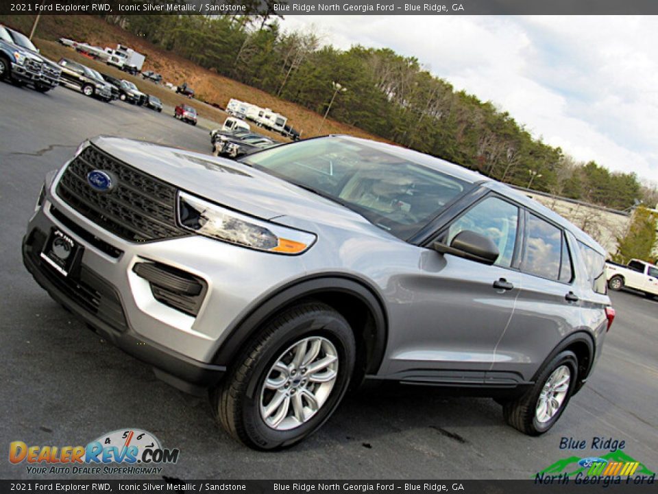 2021 Ford Explorer RWD Iconic Silver Metallic / Sandstone Photo #27