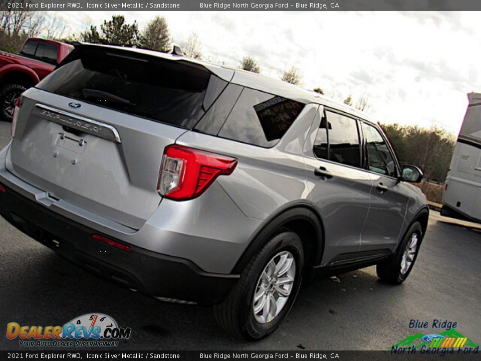 2021 Ford Explorer RWD Iconic Silver Metallic / Sandstone Photo #29