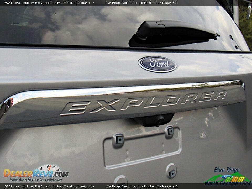 2021 Ford Explorer RWD Iconic Silver Metallic / Sandstone Photo #31