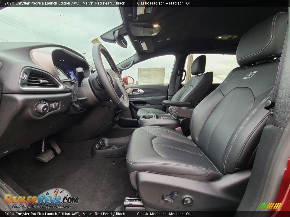 2020 Chrysler Pacifica Launch Edition AWD Velvet Red Pearl / Black Photo #2