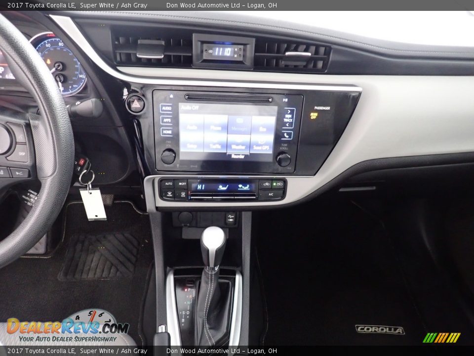 2017 Toyota Corolla LE Super White / Ash Gray Photo #31
