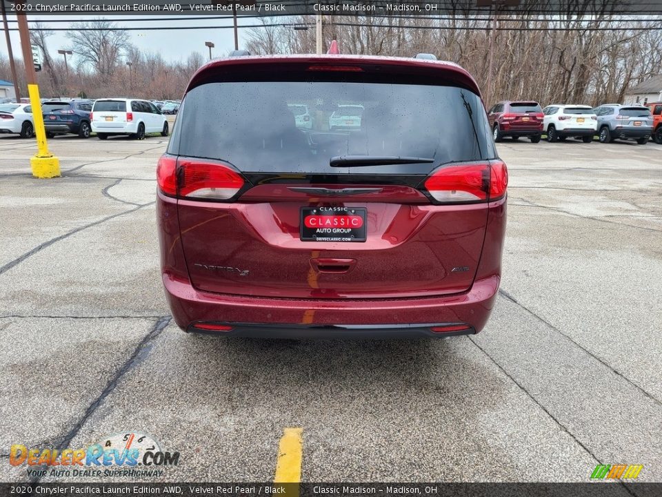 2020 Chrysler Pacifica Launch Edition AWD Velvet Red Pearl / Black Photo #11