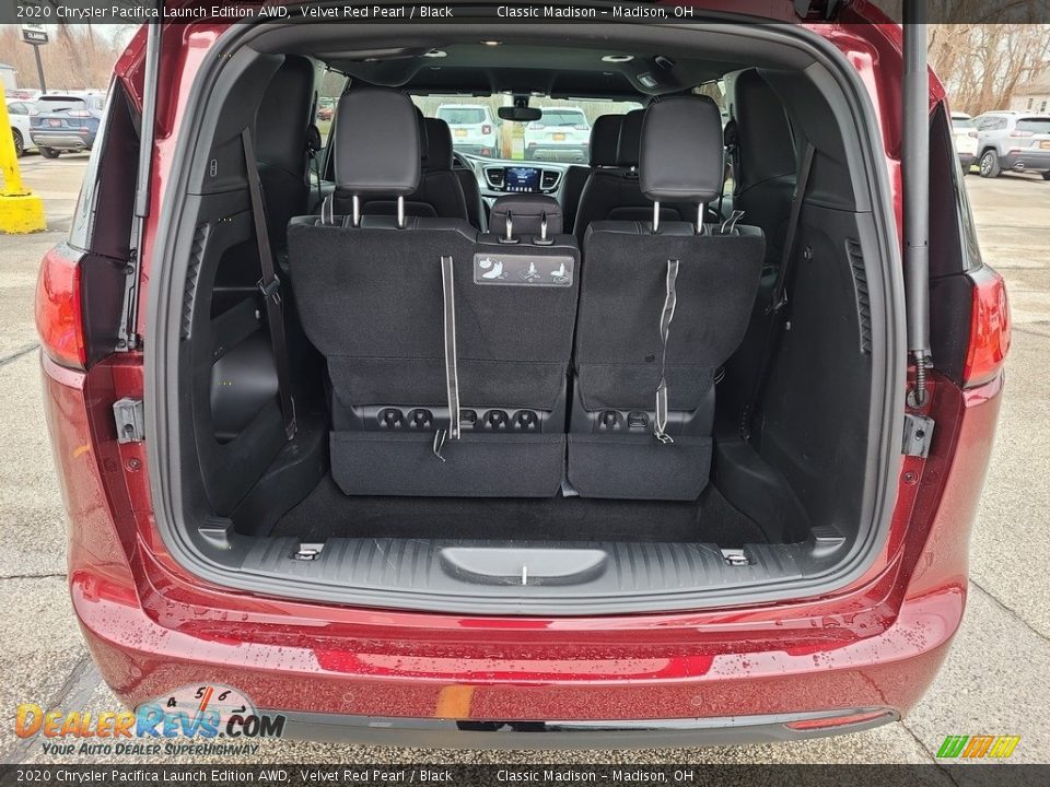 2020 Chrysler Pacifica Launch Edition AWD Velvet Red Pearl / Black Photo #12