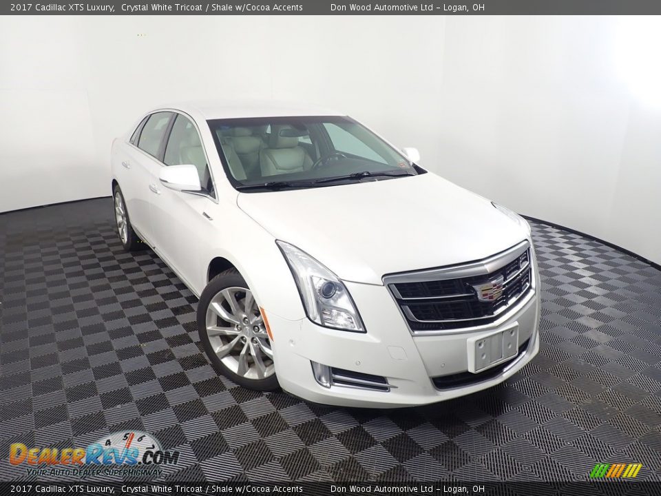 2017 Cadillac XTS Luxury Crystal White Tricoat / Shale w/Cocoa Accents Photo #2