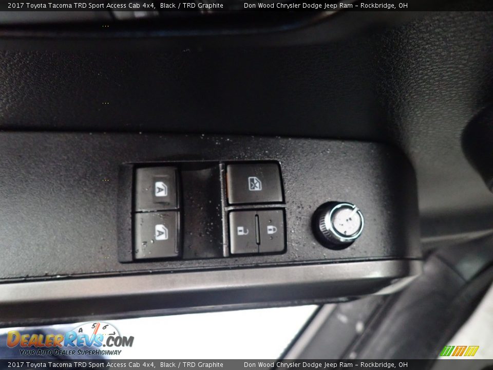2017 Toyota Tacoma TRD Sport Access Cab 4x4 Black / TRD Graphite Photo #6