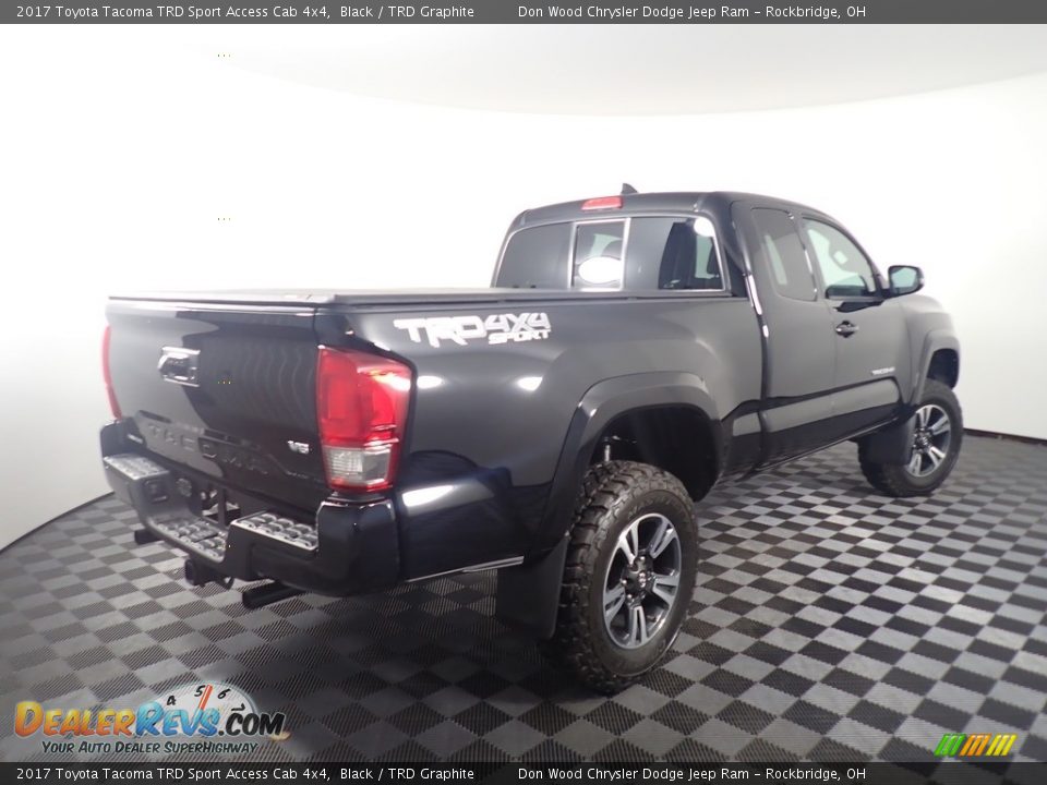 2017 Toyota Tacoma TRD Sport Access Cab 4x4 Black / TRD Graphite Photo #11