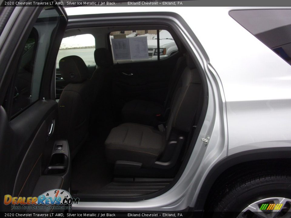 2020 Chevrolet Traverse LT AWD Silver Ice Metallic / Jet Black Photo #14