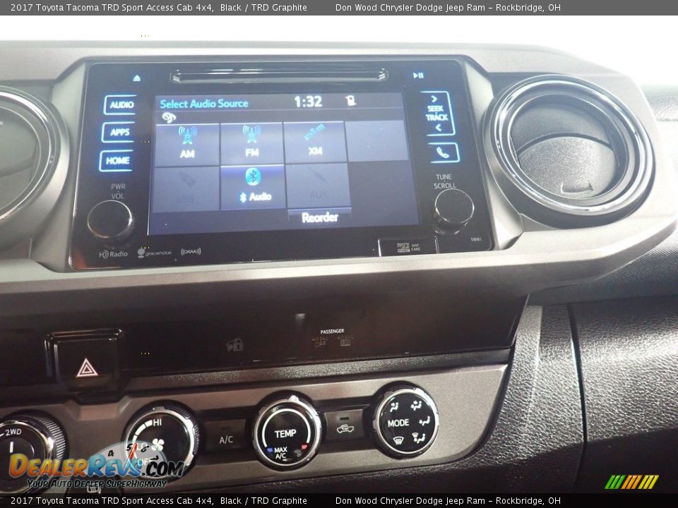 2017 Toyota Tacoma TRD Sport Access Cab 4x4 Black / TRD Graphite Photo #15