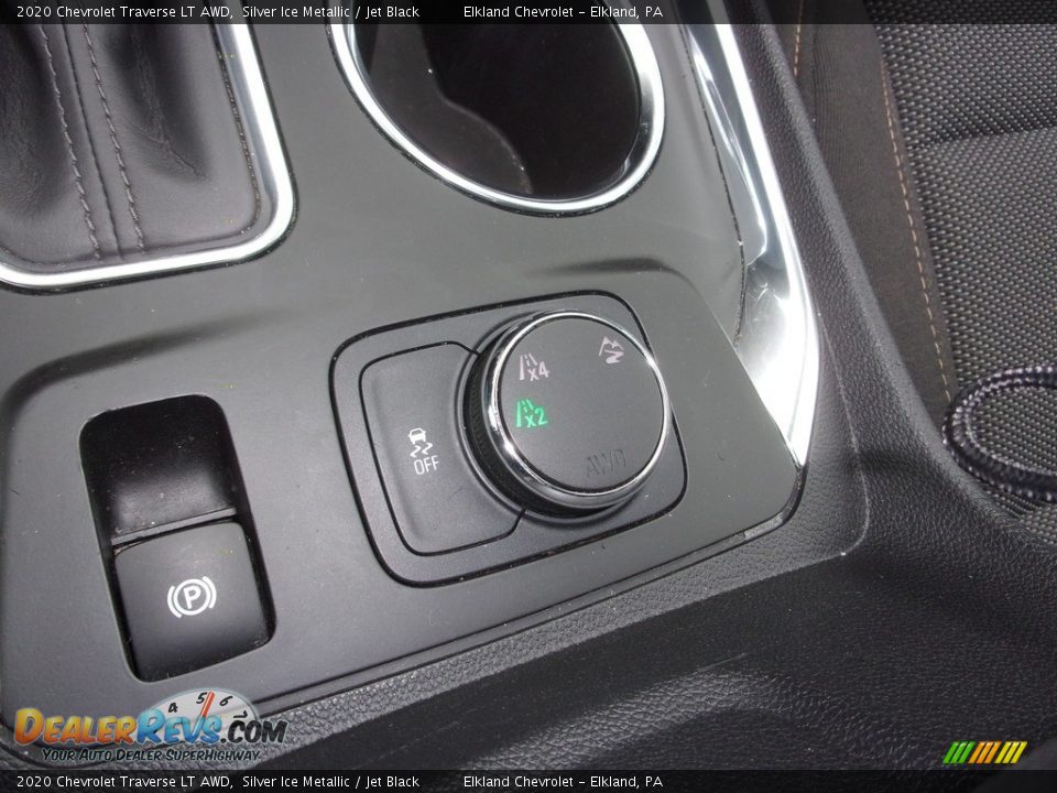 2020 Chevrolet Traverse LT AWD Silver Ice Metallic / Jet Black Photo #28