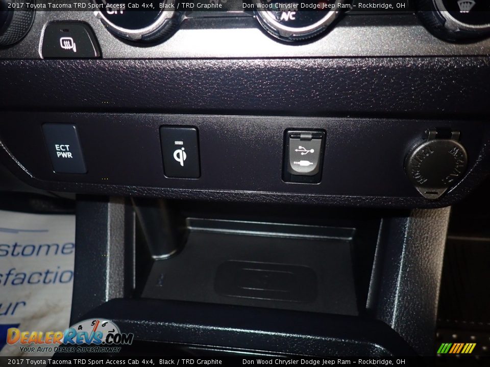 2017 Toyota Tacoma TRD Sport Access Cab 4x4 Black / TRD Graphite Photo #35