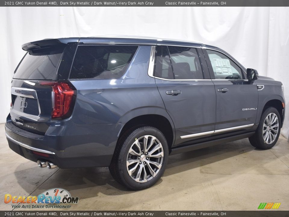 2021 GMC Yukon Denali 4WD Dark Sky Metallic / Dark Walnut/­Very Dark Ash Gray Photo #2