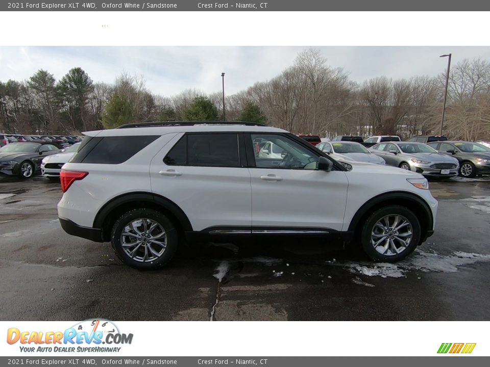 2021 Ford Explorer XLT 4WD Oxford White / Sandstone Photo #8
