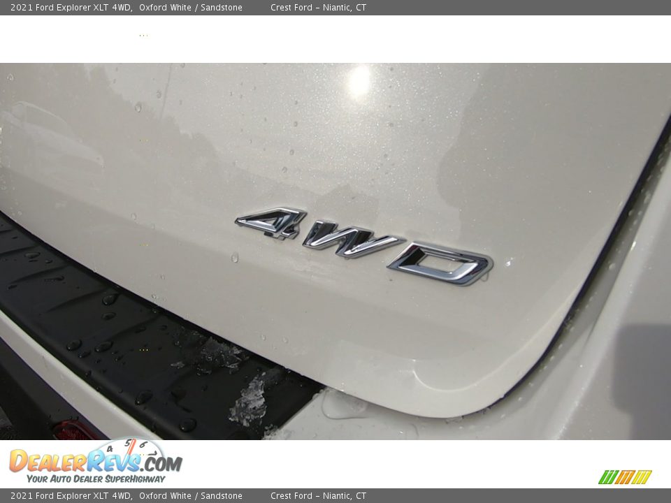 2021 Ford Explorer XLT 4WD Oxford White / Sandstone Photo #9