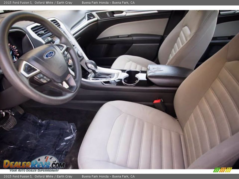 2015 Ford Fusion S Oxford White / Earth Gray Photo #3