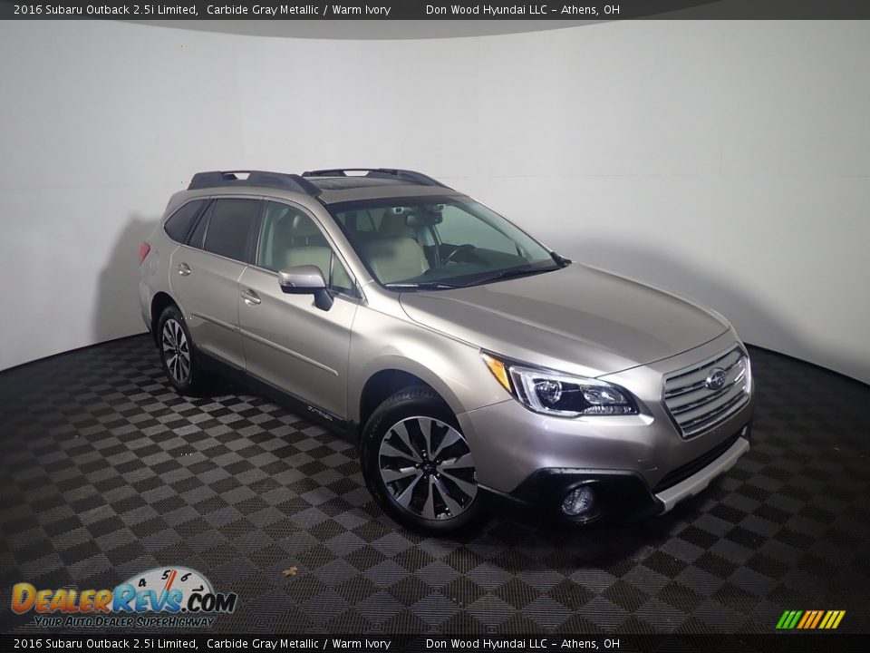 Front 3/4 View of 2016 Subaru Outback 2.5i Limited Photo #7