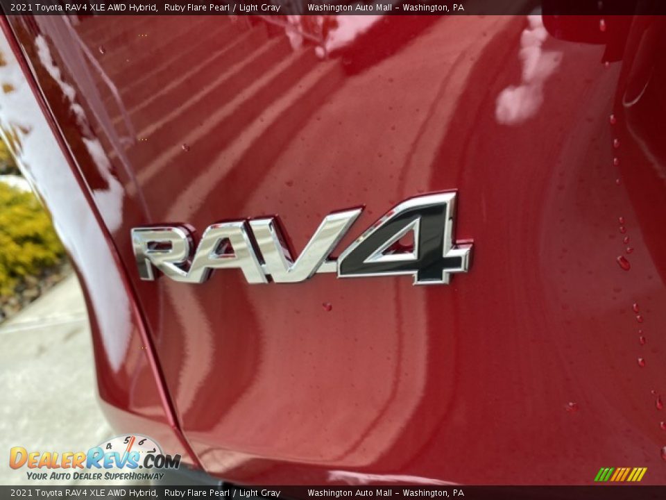 2021 Toyota RAV4 XLE AWD Hybrid Logo Photo #24