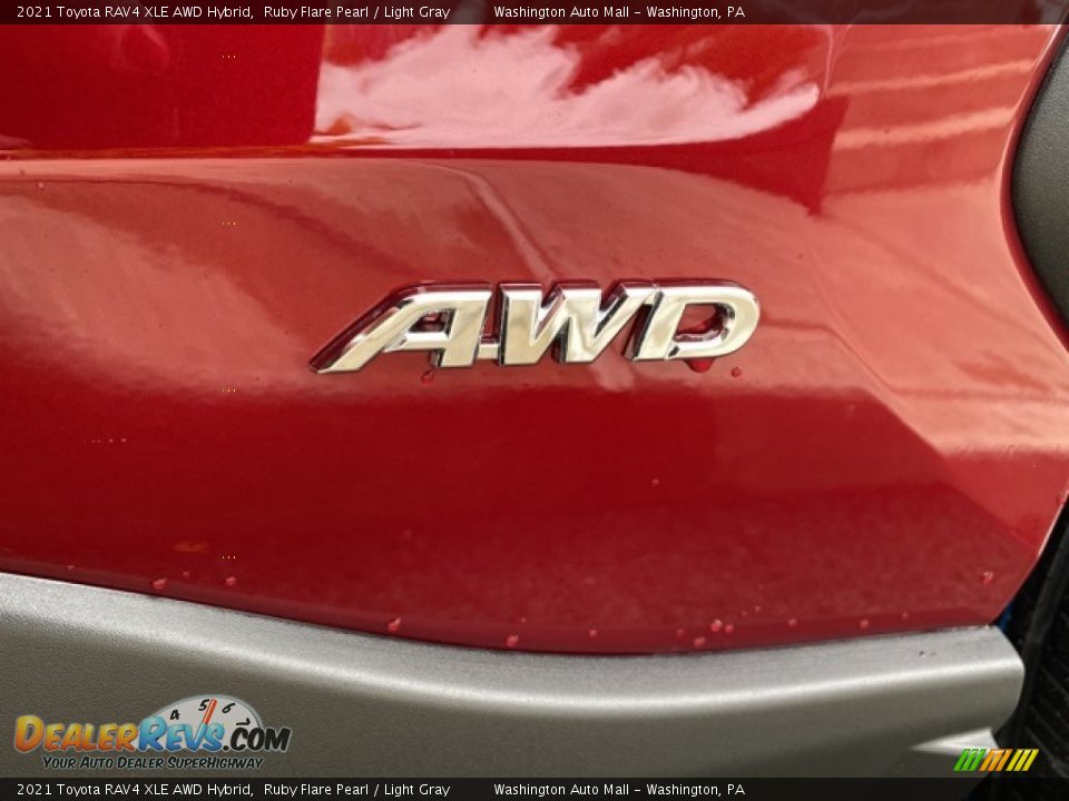 2021 Toyota RAV4 XLE AWD Hybrid Logo Photo #25