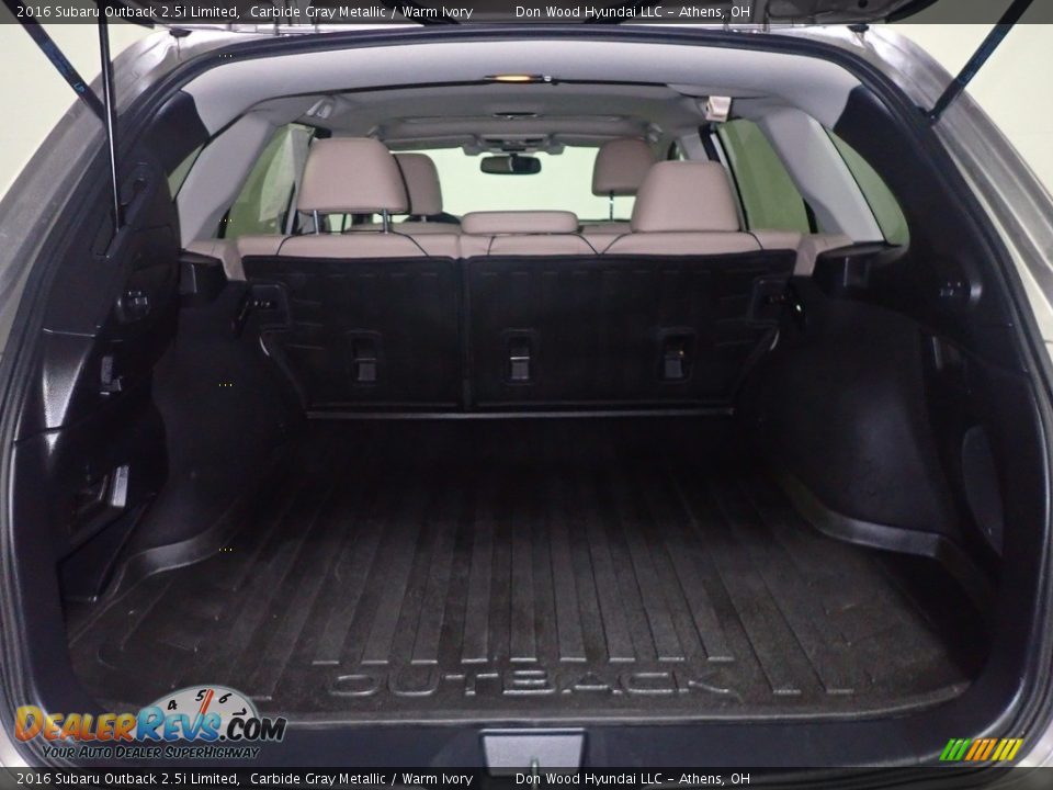 2016 Subaru Outback 2.5i Limited Trunk Photo #20