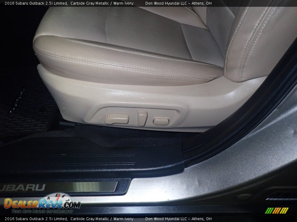 Front Seat of 2016 Subaru Outback 2.5i Limited Photo #28