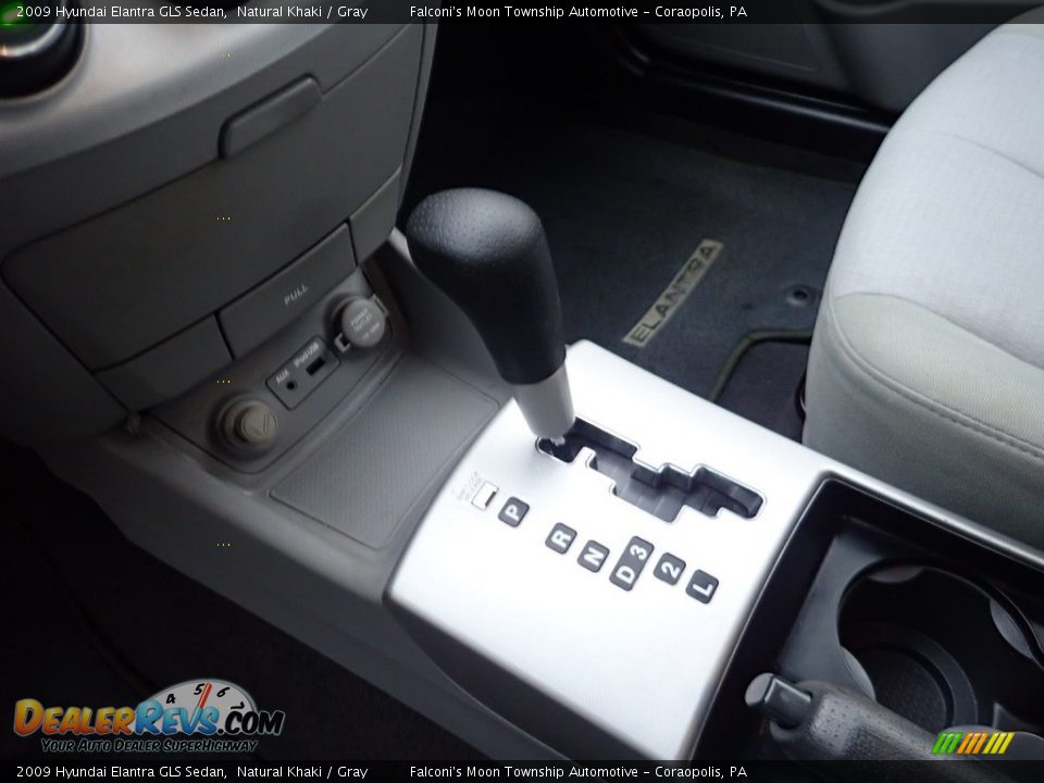 2009 Hyundai Elantra GLS Sedan Natural Khaki / Gray Photo #20